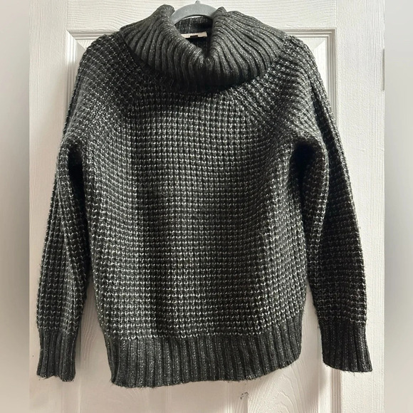 LOFT Sweaters - Loft Outlet Sweater, Large